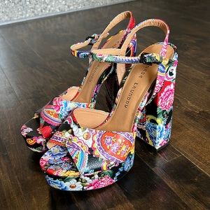 Chinese Laundry Platform Heels